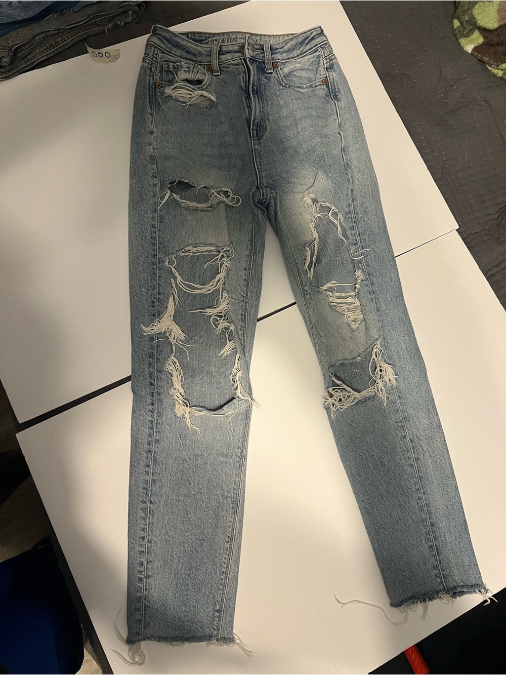 American Eagle Outfitters Light Blue Ripped Skinny Jeans ( Size:000 )